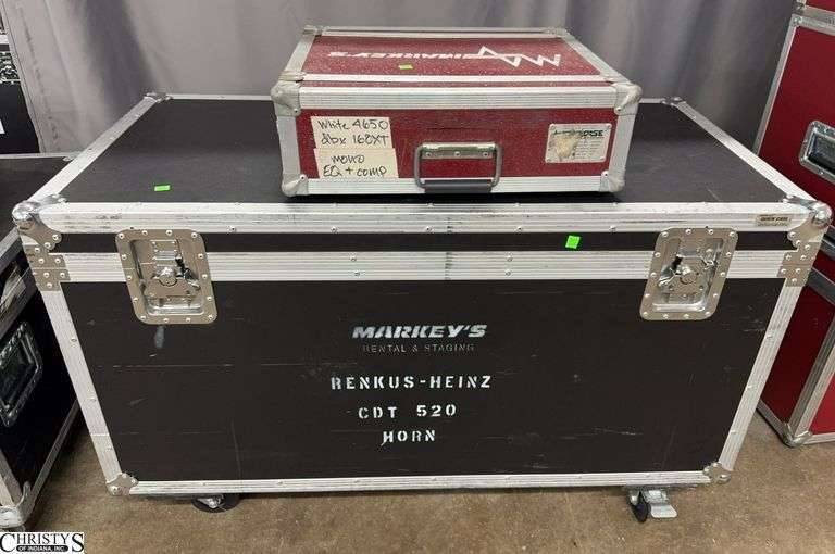 Pair of AV Road Cases Largest 48x25x30 image
