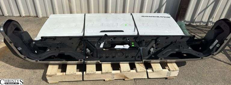Chevrolet Silverado Bumper and Tailgate Unknown Year image