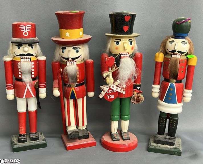 4 Nutcrackers, Some Wear Tallest 15" image