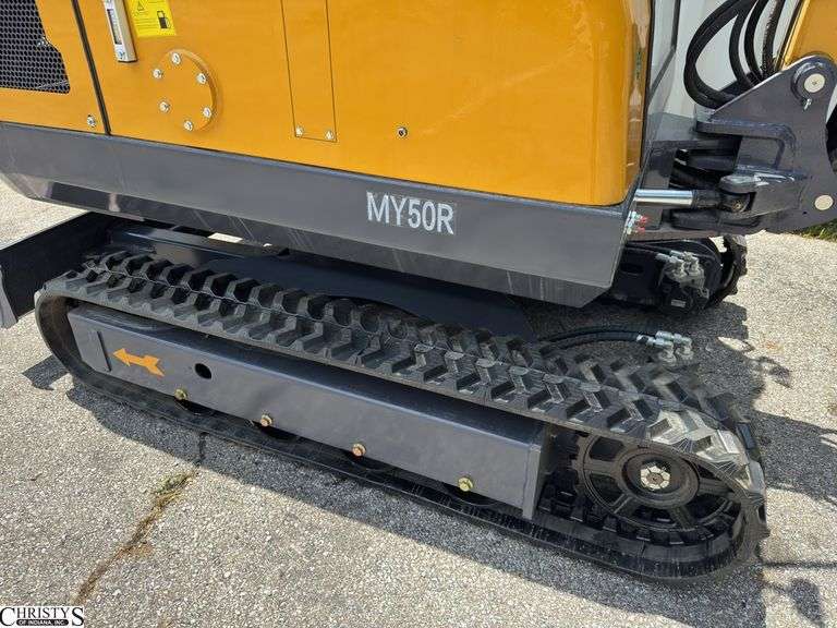 CFG Industrial Mini Excavator MY50R Gas Powered