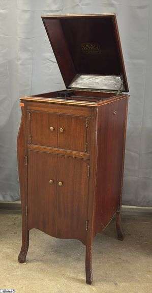 Victrola Cabinet Only 19x21x42" image