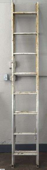 Extension Ladder Type III, 16ft Ladder image