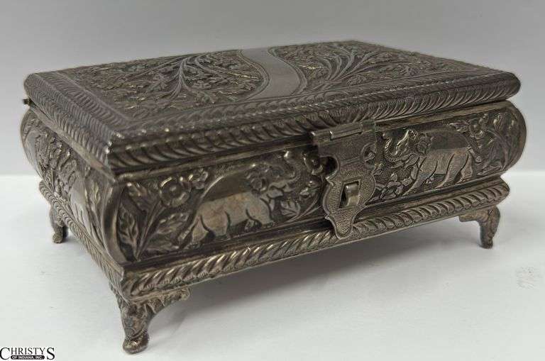 Hinged Box Marked 800, 6x4x2.5" Tall image