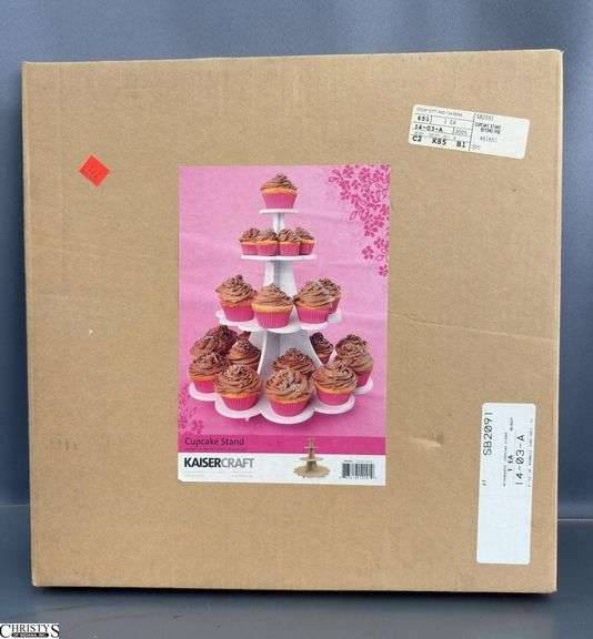 Cupcake Stand in Box image
