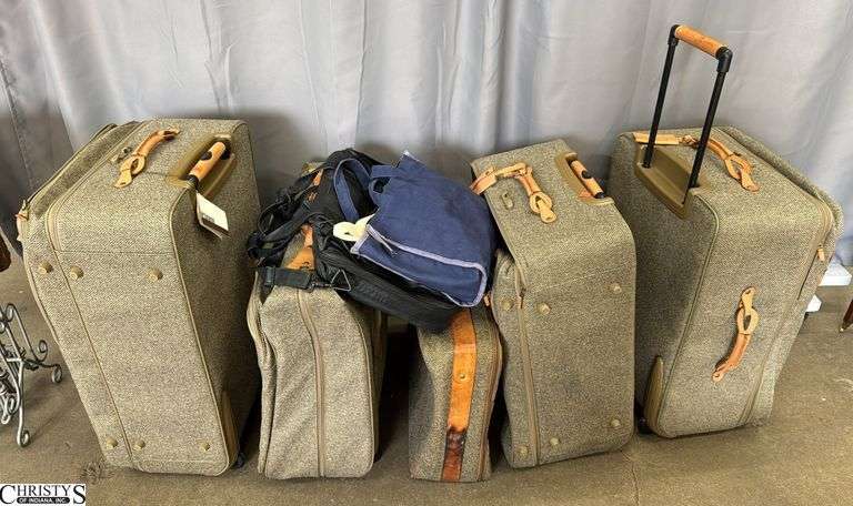 Tweed Luggage With Many Inside, Suit Protectors, Duffle, and More, Largest 21x12x31" image