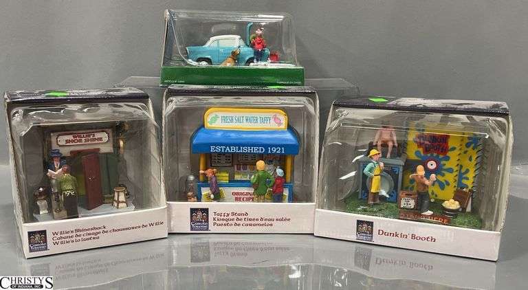 4pcs Carol Towne Accessories For Villages, and Lemax image