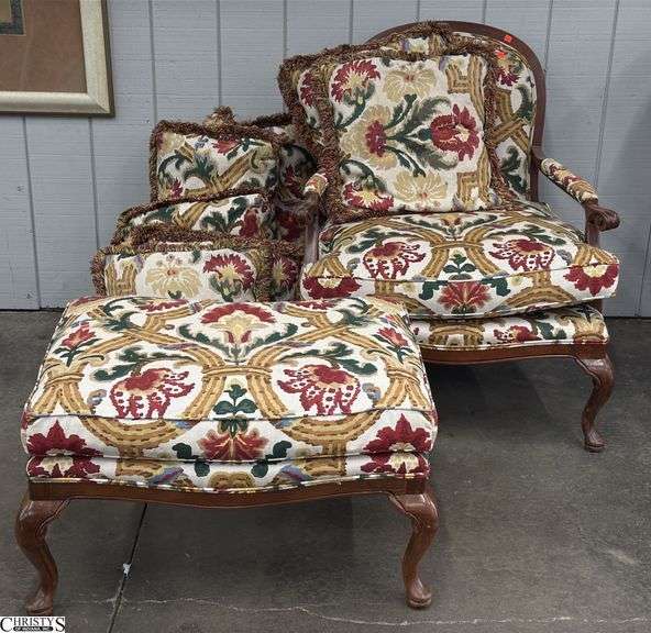Bergère Chair and Ottoman w/ 7 Coordinated Pillows - 34" x 39" - 20" seat of chair - arms are slightly loose image