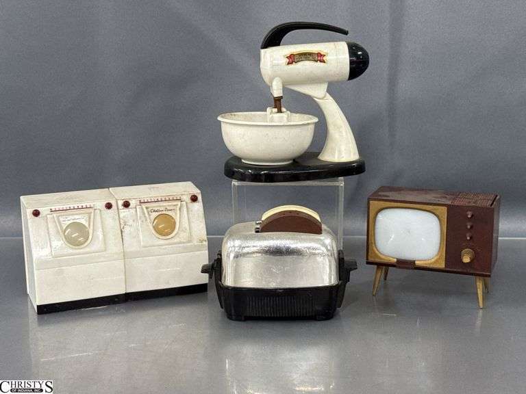 Vintage MCM Style Salt and Peppers
