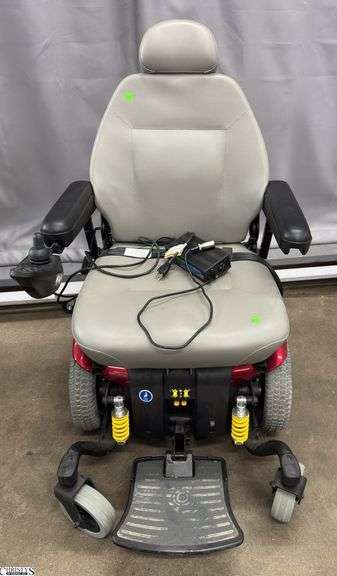Pride Jazzy 614 Series Power Wheel Chair - 26" x 35" - 21" approx seat height Does Not Power On image