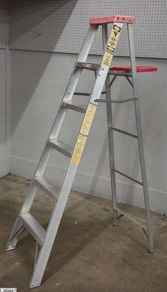 6' Aluminum Ladder 200lbs Limit image