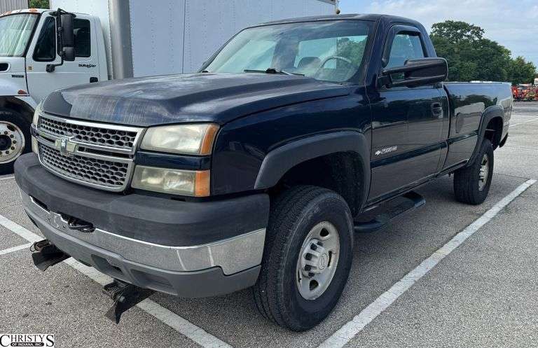 2005  CHEVROLET  Silverado Driven to Christy's image