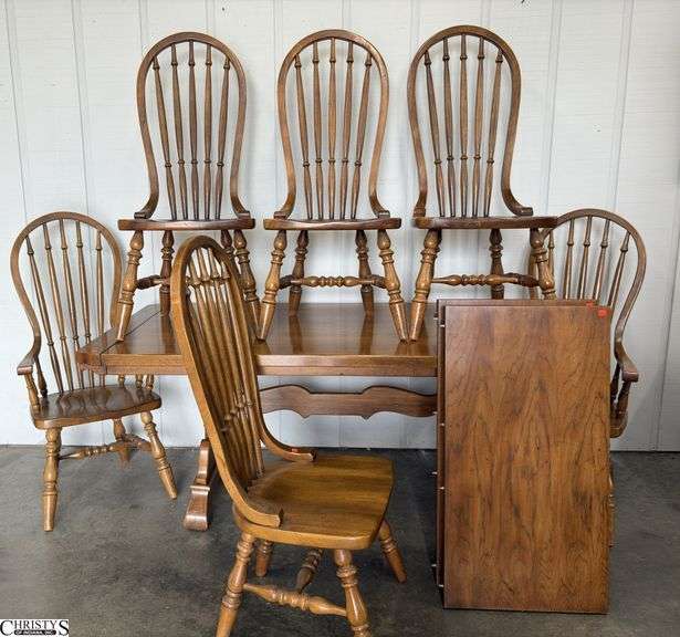 Trestle Dining Table and 6 Spindle Style Chairs, 2 Leaves - 70" x 38" x 30" of table - 20" of each leaf image