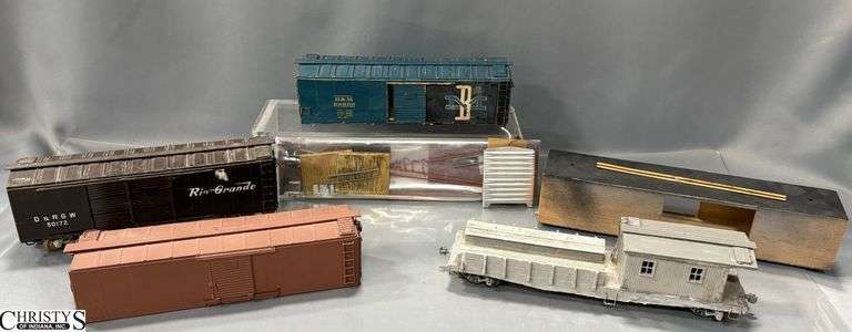 Model Train Cars, Assembled and Unfinished image