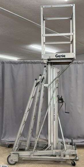 Genie 300lbs 16' Lift image