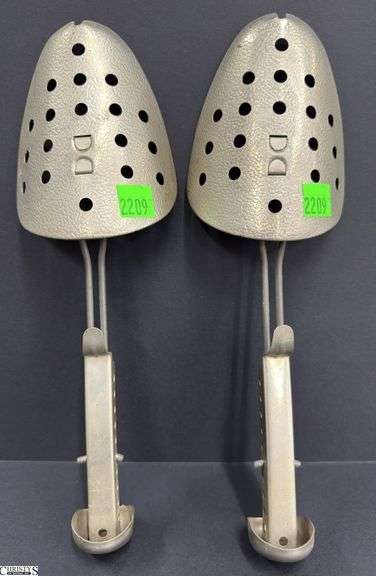 Pair Metal Shoe Stretchers - 10" image