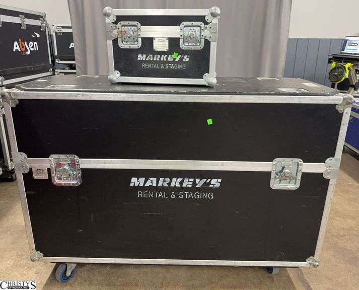 Pair of AV Road Cases Largest 55x22x39 image