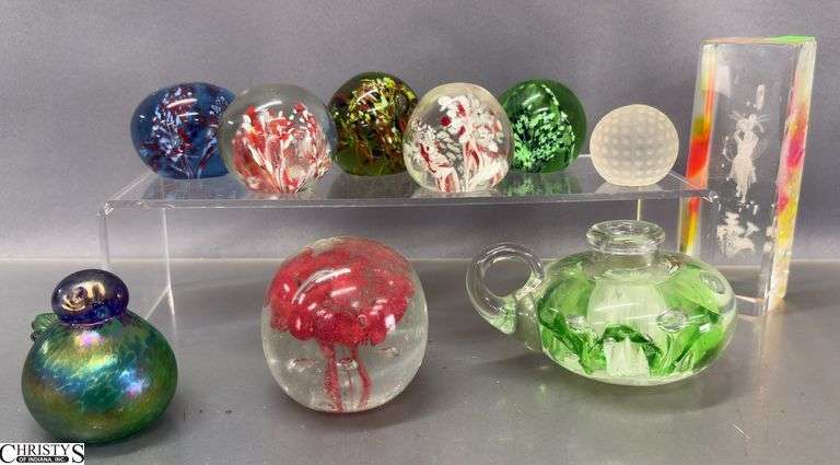 Paperweights, Tallest Mother and Child 5.5" image