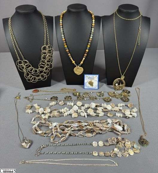 12 Costume Jewelry Necklaces / Chains image