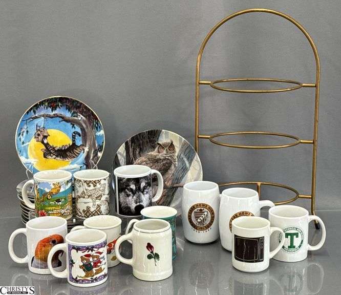 Collectible Plates, Plate Stand, Gary Patterson Cat Themes, Bunnies, Falcons, Coffee Mugs image