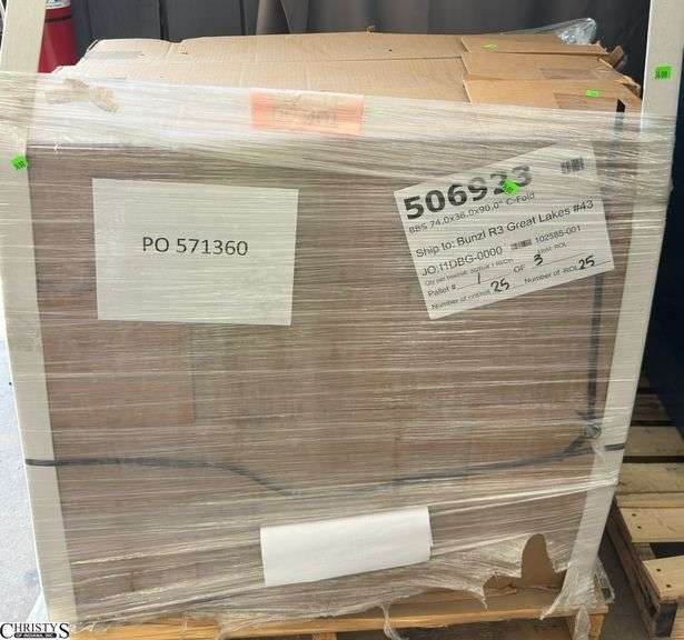 Pallet of C-Fold 74.0x38.0x90.0 Plastic Rolls image