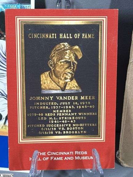 Cincinnati Reds and Other Baseball Memorabilia.  Includes a Signed Mickey Mantle 8x10 Picture,  2 Miniature Bats Pittsburg Pirates vs. Cincinnati Reds Saturday, April 2, 2016 at Victory Field, Cincinnati Hall of Fame Postcards, Reds Report Magazine January 2016, This is Reds Country Sticker, 3 Trading Cards (Barry Bonds, Tracy Jones, Doug Flynn, 4 Roger Maris Postcards, Baseball Winter Meetings Indianapolis Autographs Dated Dec. 9-12, 2009, and 2 Posters