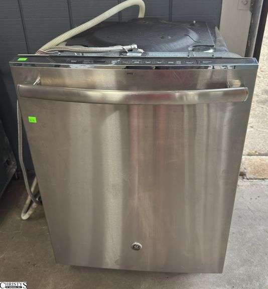 GE Dishwasher - 24" x 25" x 35" image