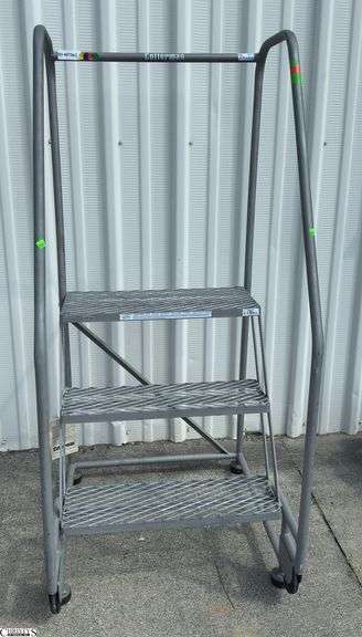 3 Step 450lbs Max Stairs 27x28x60 image