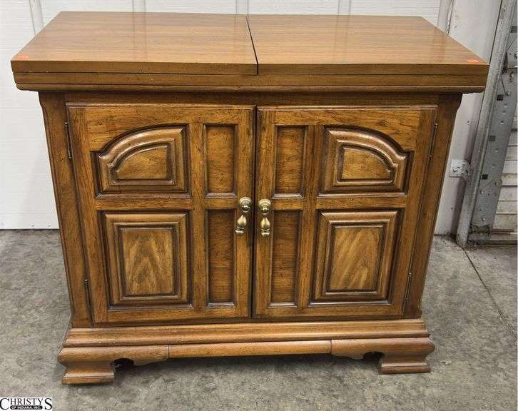 Thomasville Buffet Server - 36" x 18" x 31" image