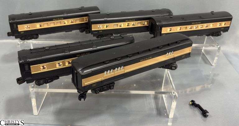Williams Trains Monon 5 Car Passenger Set Unboxed image