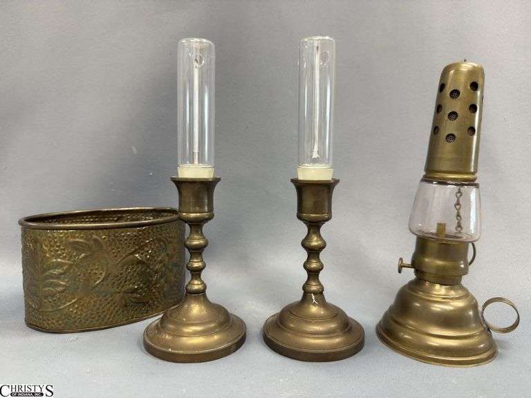 4pcs Brass Oil Lamps and Dish, Tallest 5x4x3" image