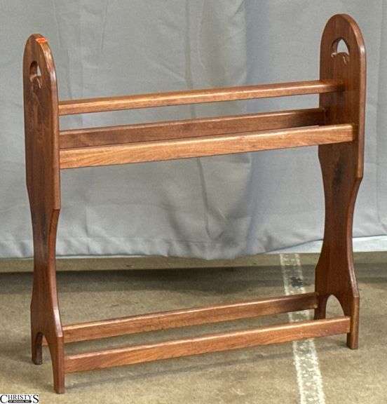 Blanket Stand 32x9x34" Tall image