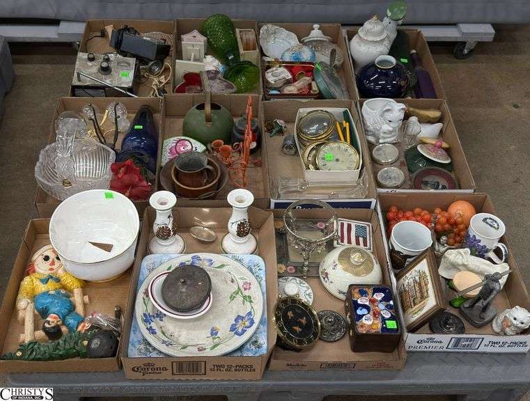 Skid of Clock Parts, Vases, Decorative Accents, Candlesticks - May Have Damage Throughout - SKID NOT INCLUDED image