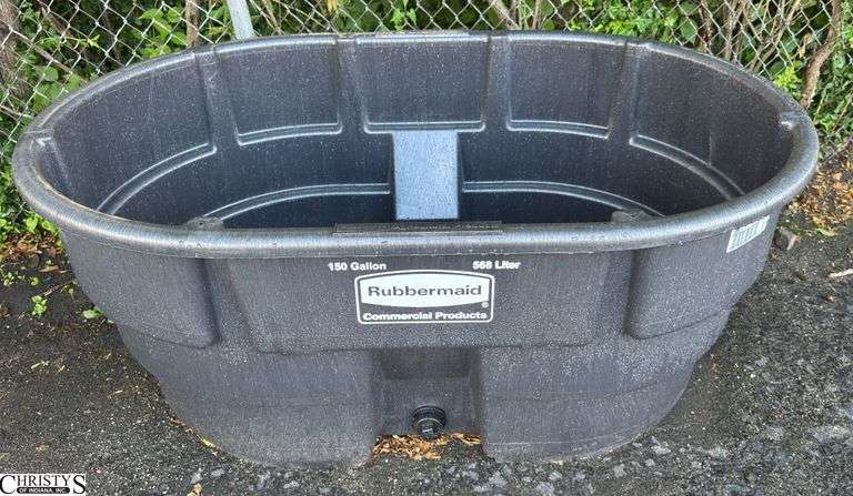 Rubbermaid 150 Gallon Tub Fork Lift Hole in Bottom image