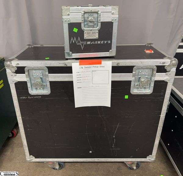 Pair of AV Road Cases Largest 37x16x36 image