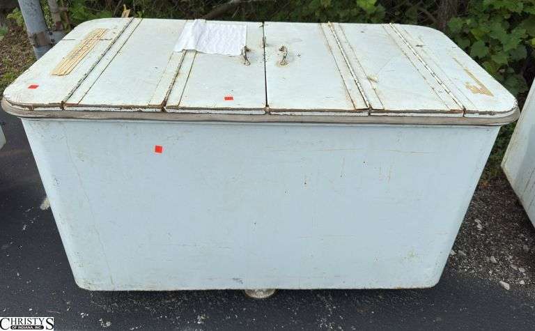 Metal Rolling Dishware Container with Dishware See Photos For Contents 50x27x33 image