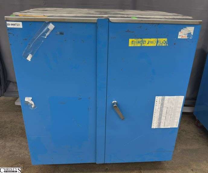 2 Door Cabinet 36x25x41 image