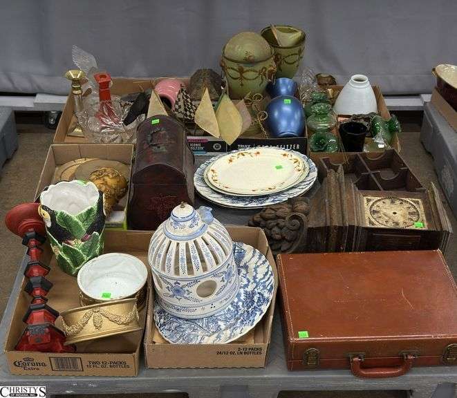 Skid of Vases, Platters, Decorative Items, Candlesticks - May Have Damage Throughout - SKID NOT INCLUDED image
