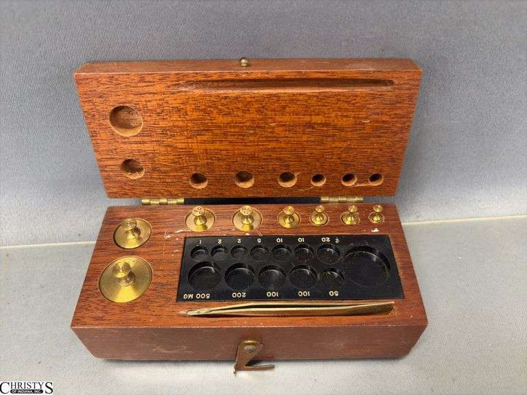 Scale in Wooden Case