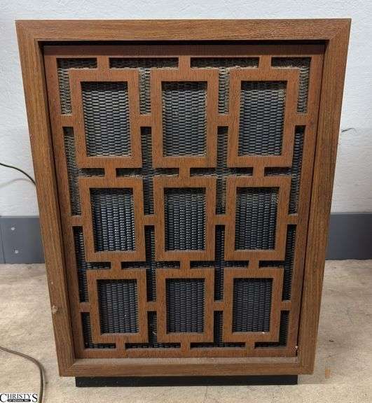 Sears & Roebuck Floor Speaker - 17.5" x 13.5" x 24.5" image