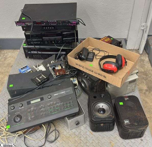 Skid of Electronics - Yamaha Tone Generator, Sony Audio Video Control, MultiVerb III, and Others - Untested - SKID NOT INCULDED image