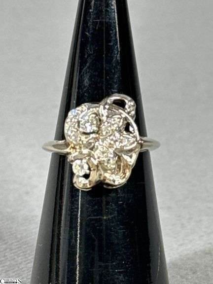 10K White Gold Diamond Cocktail Ring with 1/5 carat diamonds total image