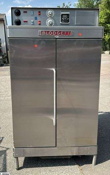 Blidgett 2 Door Oven Untested As It Sits, 35x46x63 image
