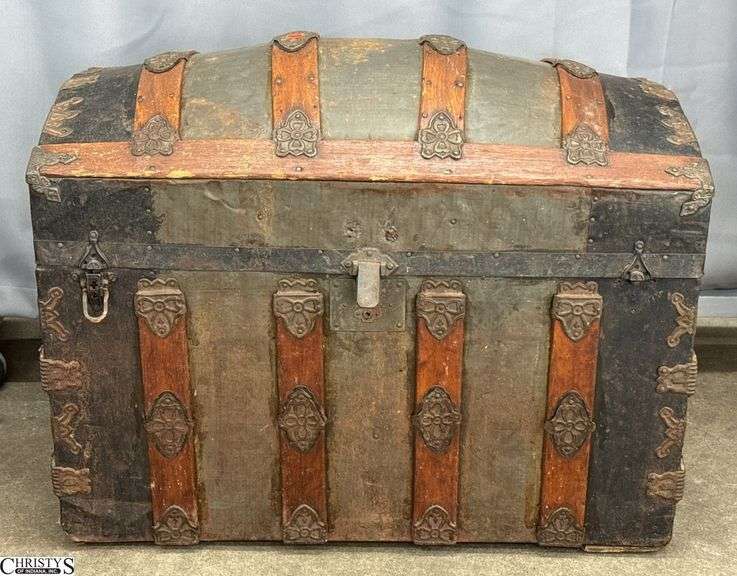 Camel Back Steamer Trunk, Has Wear 31x18x24" Tall image