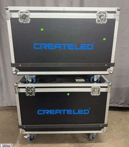 Pair of AV Road Cases Largest 40x23x30 image