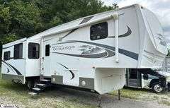 2011  KZ   Durango 325 34' 5th Wheel Camper