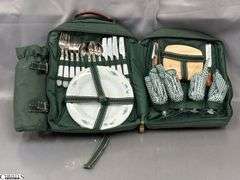Holiday Cookie Tray, Crock, Green Wine Picnic Back Pack