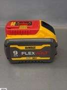 DeWalt Flex Volt Battery 20/60v 9AH, Store Returns Shelf Pulls