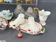 Salt and Peppers, Hands, Feet, Clear, Brass Color, Tourist, Hamburgers, Cake and Pies
