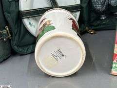 Holiday Cookie Tray, Crock, Green Wine Picnic Back Pack
