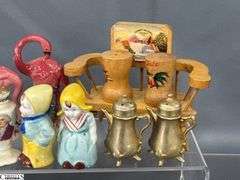 Salt and Peppers, Hands, Feet, Clear, Brass Color, Tourist, Hamburgers, Cake and Pies